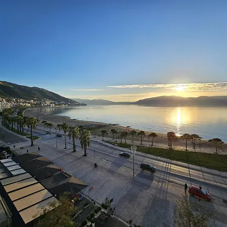 Gold & Violet * Vlorë