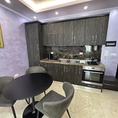 Apartmán Gold & Violet *