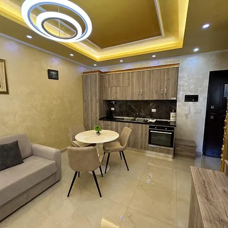 Apartmán Gold & Violet *